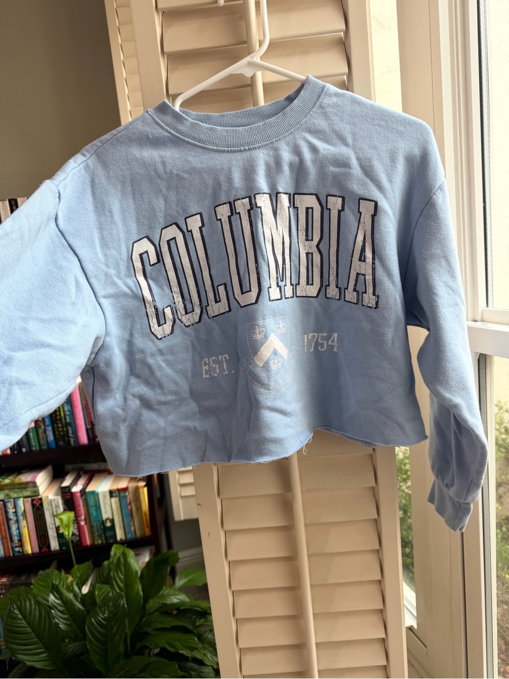 Columbia Light Blue Cropped Crew Sweatshirt with White Lettering